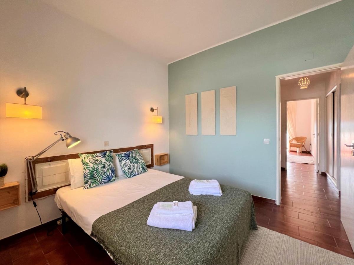 Appartamento Armacao De Pera Twins 2 With Pool By Homing Esterno foto
