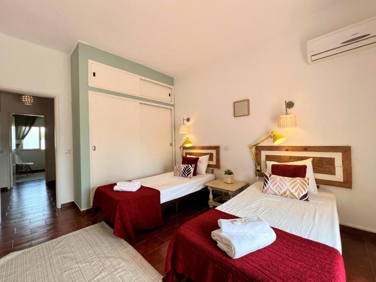 Appartamento Armacao De Pera Twins 2 With Pool By Homing Esterno foto