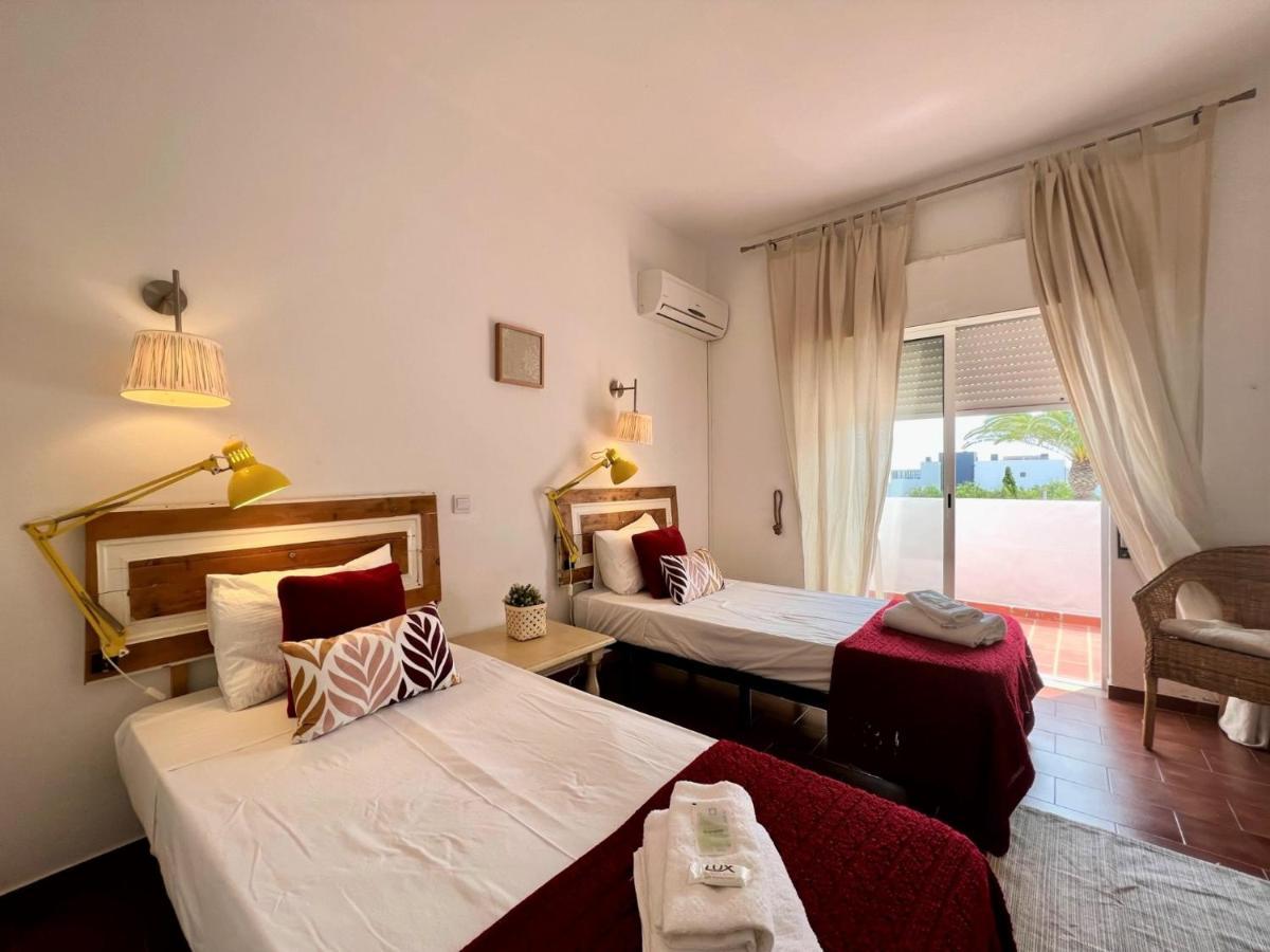 Appartamento Armacao De Pera Twins 2 With Pool By Homing Esterno foto
